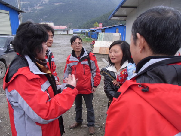 我校师生参加“重走汶川地震灾区，见证岷江流域恢复重建”科考活动