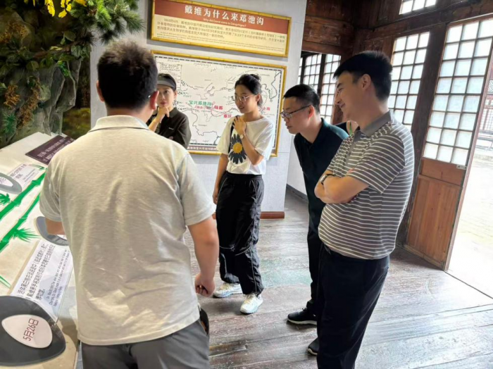 图片2 图片2
