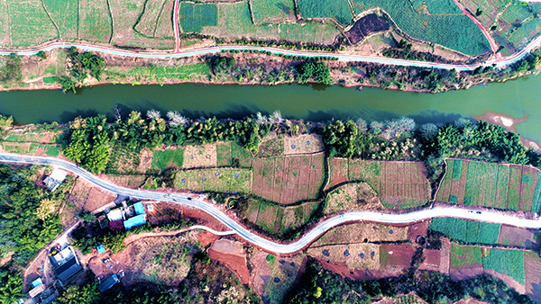 眉山仁寿:行稳致远 曙光在田堙跳跃_fororder_乡村道路四通八达-供图-仁寿县委宣传部 眉山仁寿:行稳致远 曙光在田堙跳跃_fororder_乡村道路四通八达-供图-仁寿县委宣传部