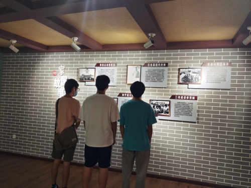 “传承红色基因,担当有我”——爱国爱党青春活动