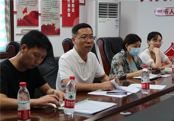 心系乡村振兴,川农学子深入调研村干部“职业化” 心系乡村振兴,川农学子深入调研村干部“职业化”