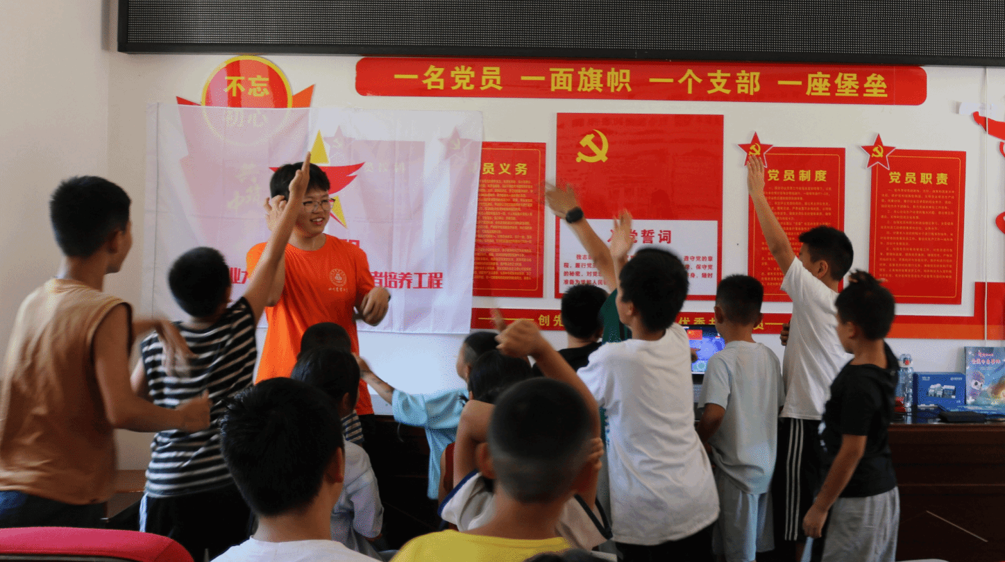 (学习强国四川平台)赓续长征血脉 传承红色星火 1.5万余人次青年学子参加红色研学实践