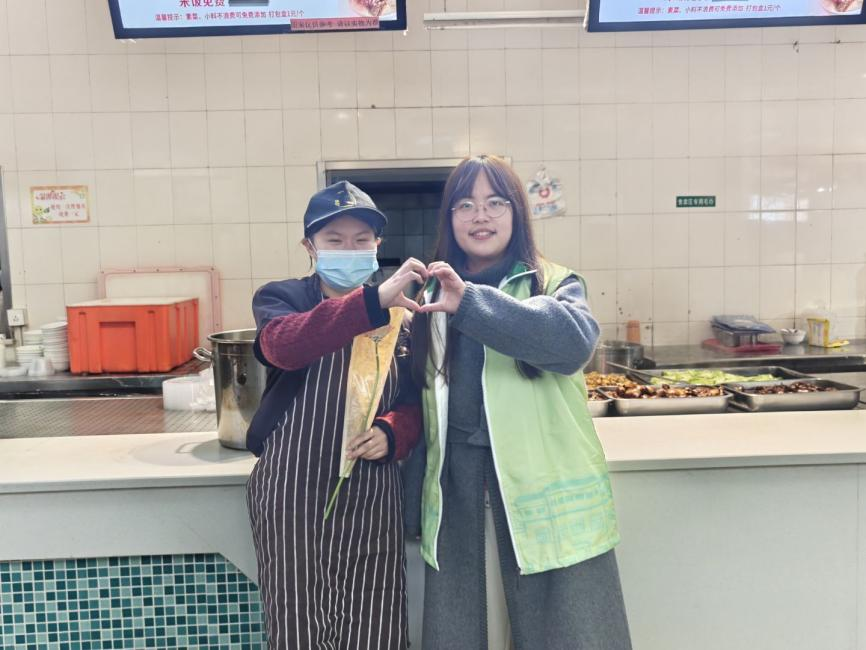 三八妇女节学校活动方案_三八节女教职工活动_校园蛋糕DIY主题活动