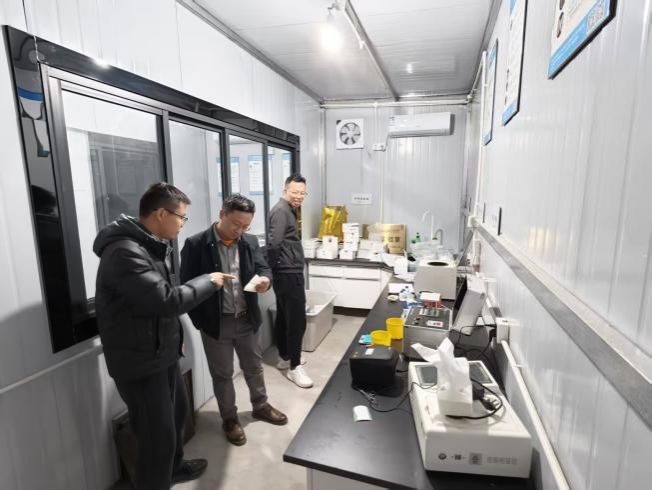 【兴农先锋】水产学院专家赴成都、雅安开展乡村振兴科技服务