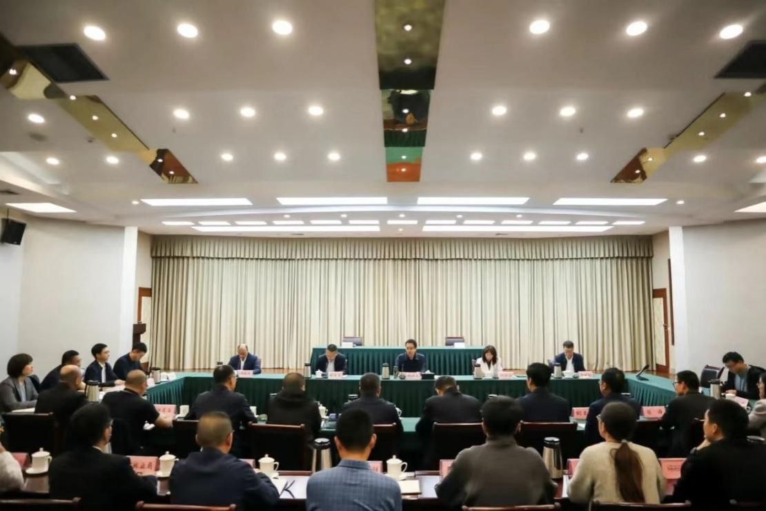 我校与眉山市深化校地合作座谈会举行