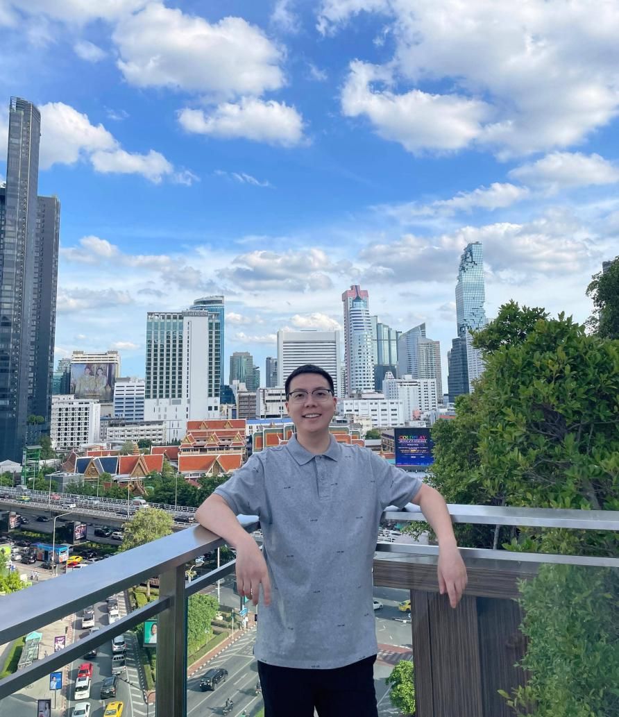 【优秀班主任】凡志强：  匠心琢玉亦如友，慧心点亮星辰路