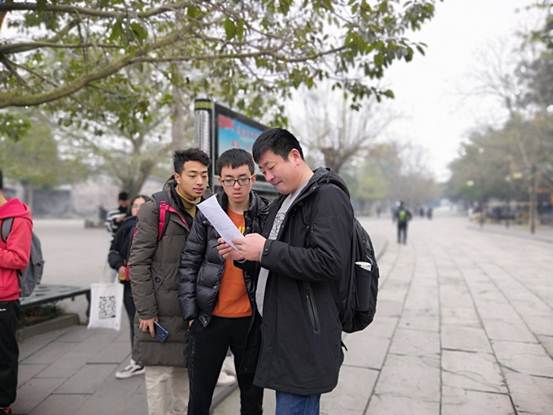 说明: null35d2cc7791e754fd 说明: null35d2cc7791e754fd