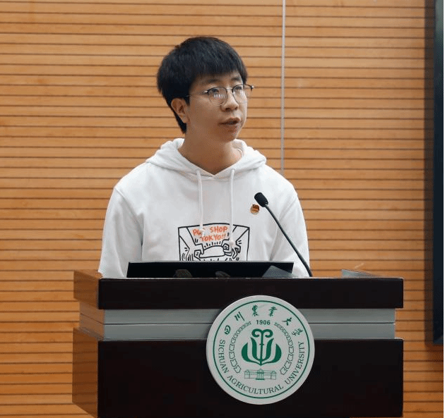 【研究生优秀标兵】姜秋睿：经济学子的“不经济”选择